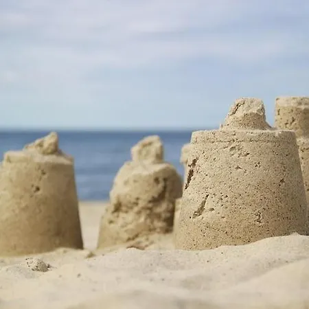 Holiday Studio With Air Conditioning, Summer Pool Appartamento Łukęcin