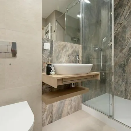 Holiday Studio With Air Conditioning, Summer Pool Appartamento *