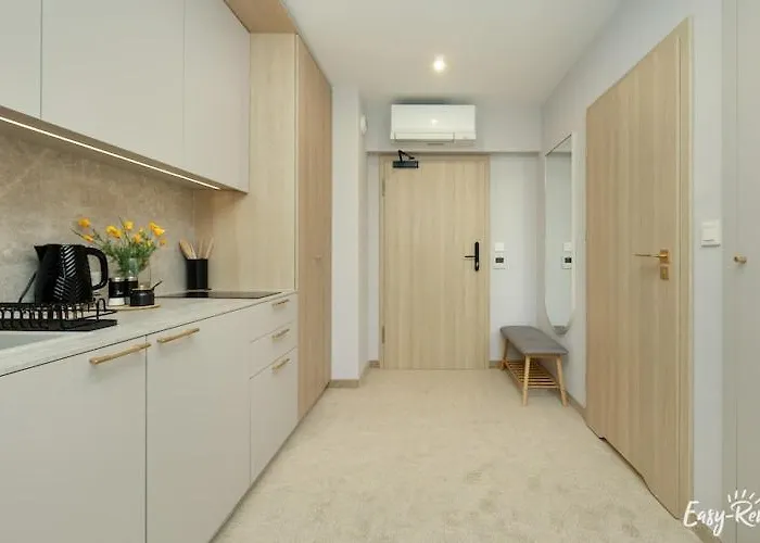 Appartement With Air Conditioning, Summer Pool *